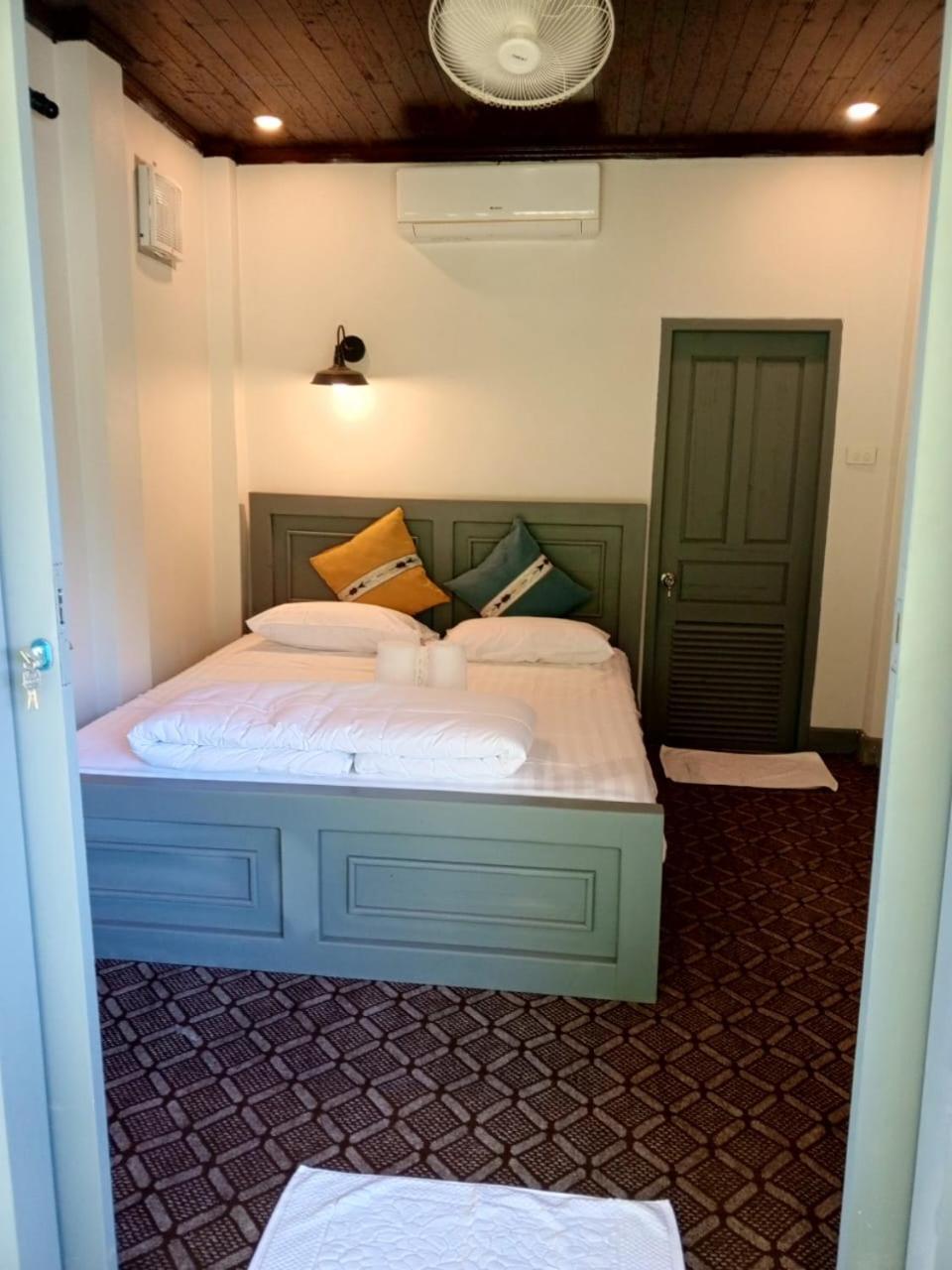 Dokchampa River View Villa Nong Khiaw Ngoại thất bức ảnh